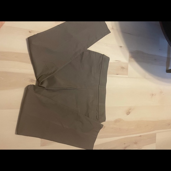 J m collections dress pants - Picture 4 of 10